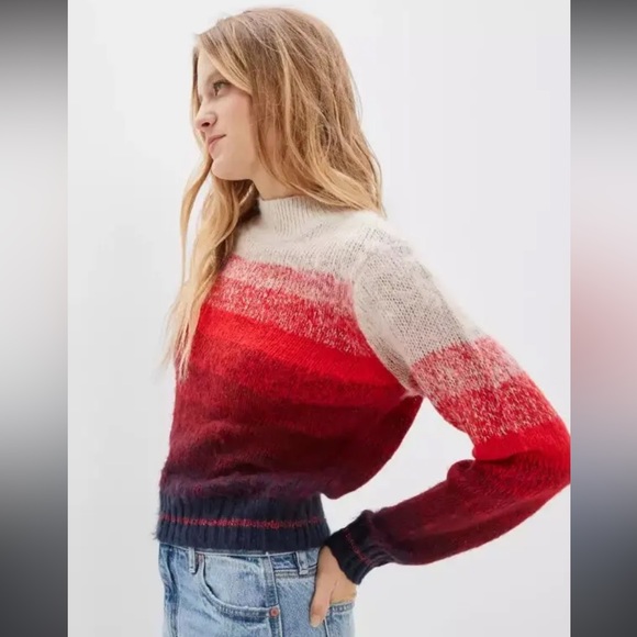 American Eagle Outfitters Sweaters - NWT American Eagle aerie AE Ombre Stripe Mock Neck Crop Sweater